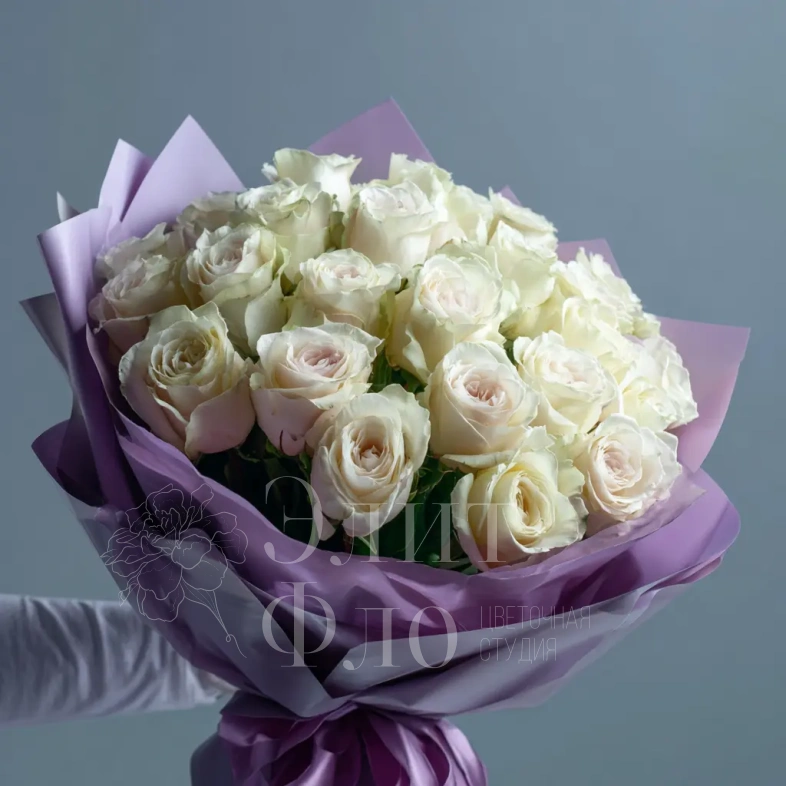 Белые розы &laquo;Нежность вечера&raquo;