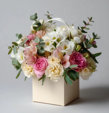 Цветы в сумочке «Прогулка по Парижу»