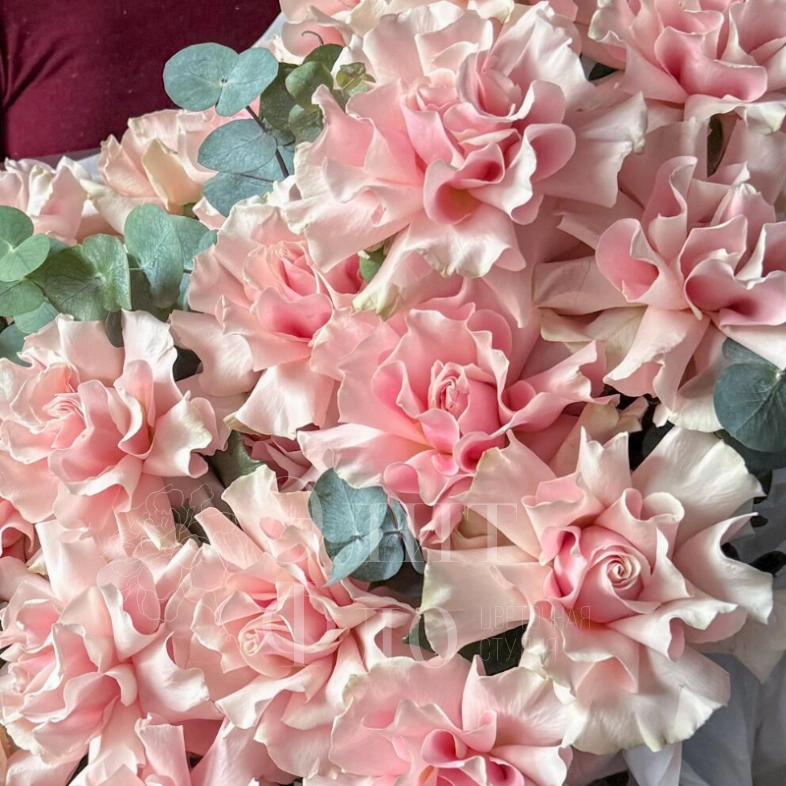 Роскошный букет из 25 Французских роз