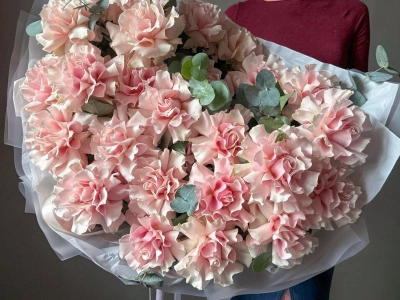 Роскошный букет из 25 Французских роз