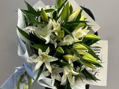Совершенство букет из 5 лилий
