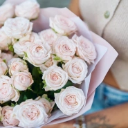 Кустовые розы Мадам Бомбастик 3