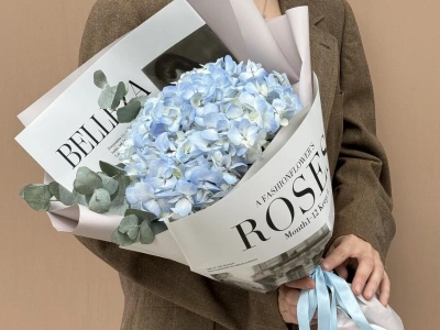 Голубая Гортензия с эвкалиптом