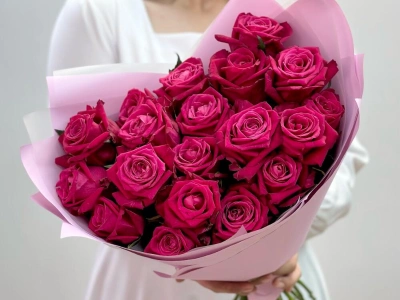 19 малиновый роз