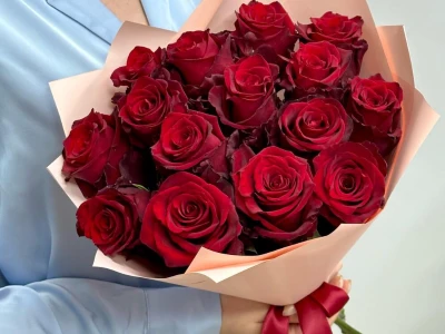 15 сортовых роз 
