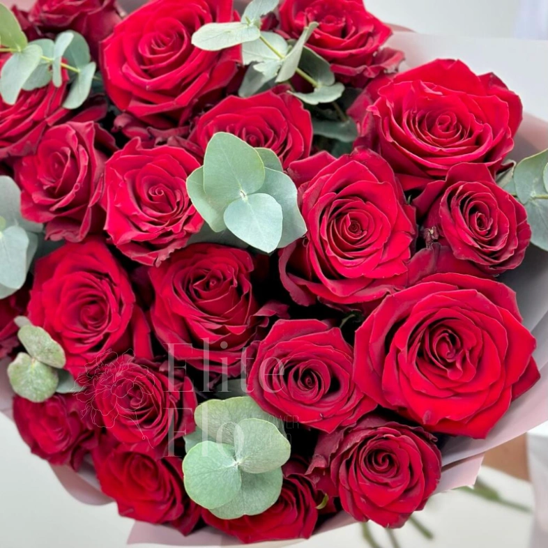 Букет из 23 бордовых роз