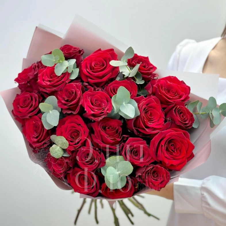 Букет из 23 бордовых роз