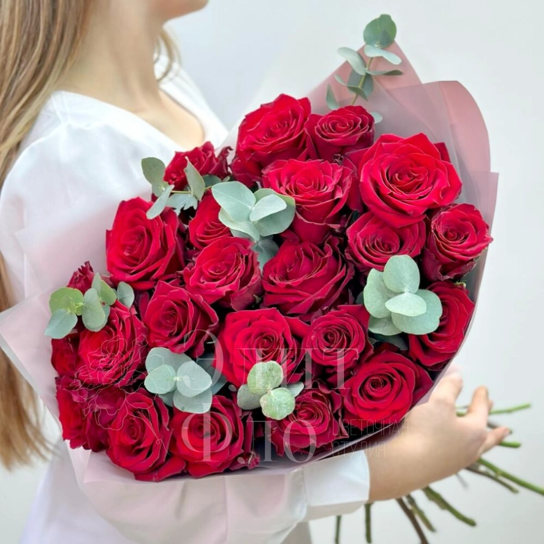Букет из 23 бордовых роз