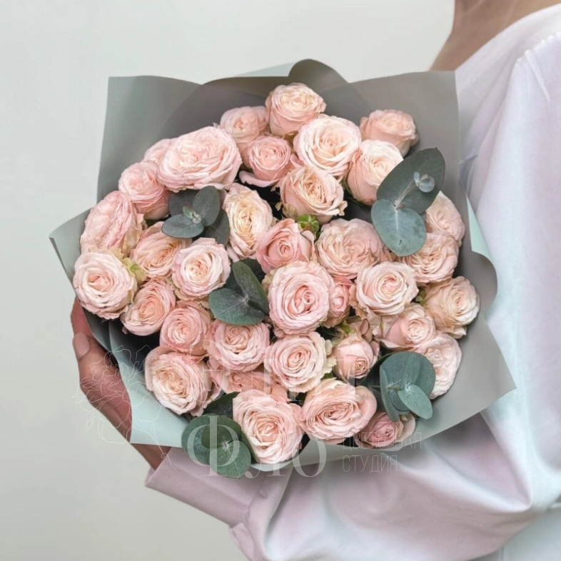 Букет из 9 пионовидных роз