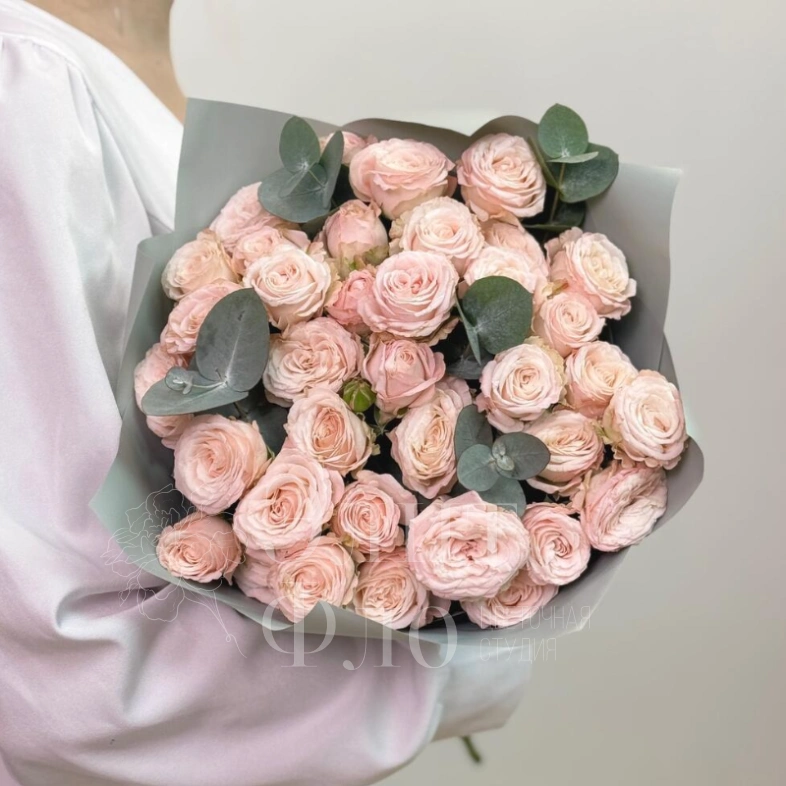 Букет из 9 пионовидных роз