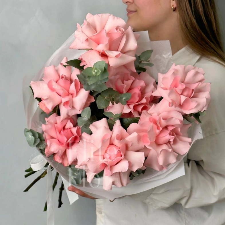 Букет из 7 французских роз