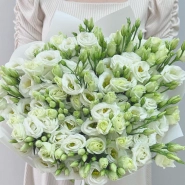 Белые эустомы 3