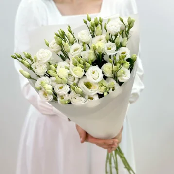 Букет из 9 белых эустом
