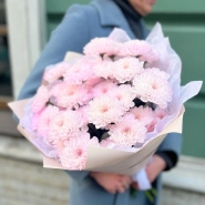 Букет из 5 розовых хризантем 1