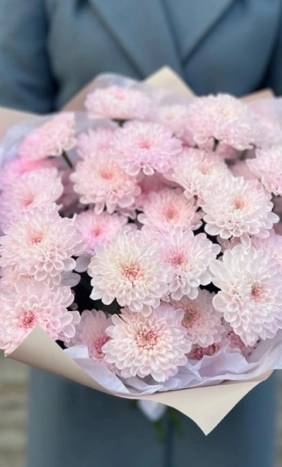 Букет из 5 розовых хризантем