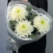 Букет из 3 одиночных хризантем 1