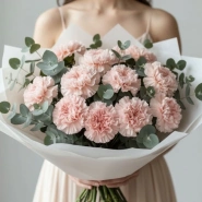Букет из 15 розовых диантусов и эвкалипта  4