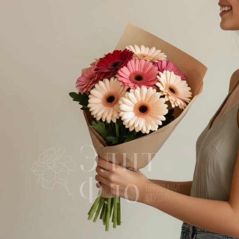 Букет из 9 ярких гербер