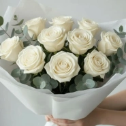 Белые розы Elegance 1