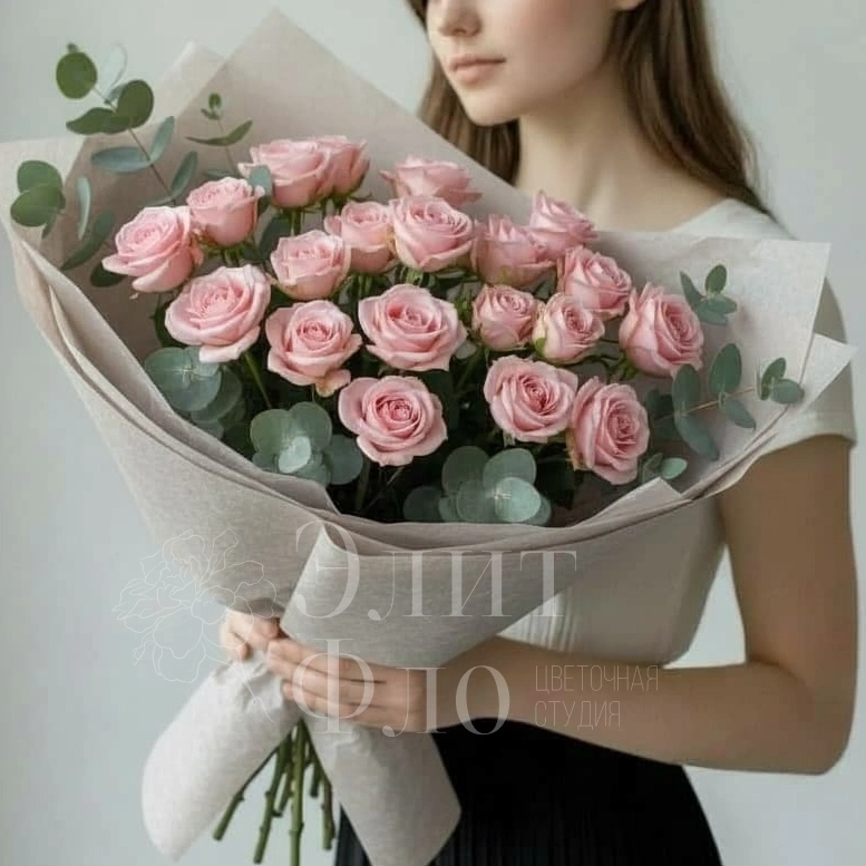 Розовый букет нежности