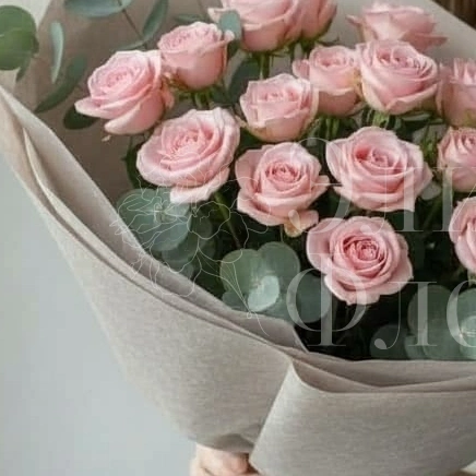 Розовый букет нежности