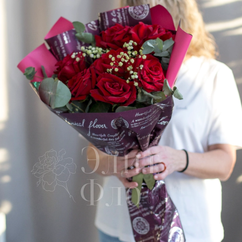 Букет из 9 красных роз
