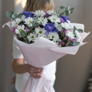 Романтичный букет с ромашками 0