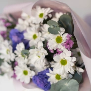 Романтичный букет с ромашками 3