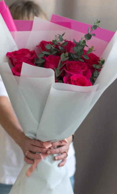 Букет из 9 малиновый роз