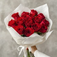 15 красных российских роз 60 см 0