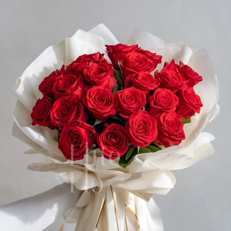 Красные розы &laquo;Алое признание&raquo;