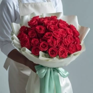 Красные розы &laquo;Пылающий комплимент&raquo; 0